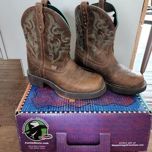Justin women's cowboy boots